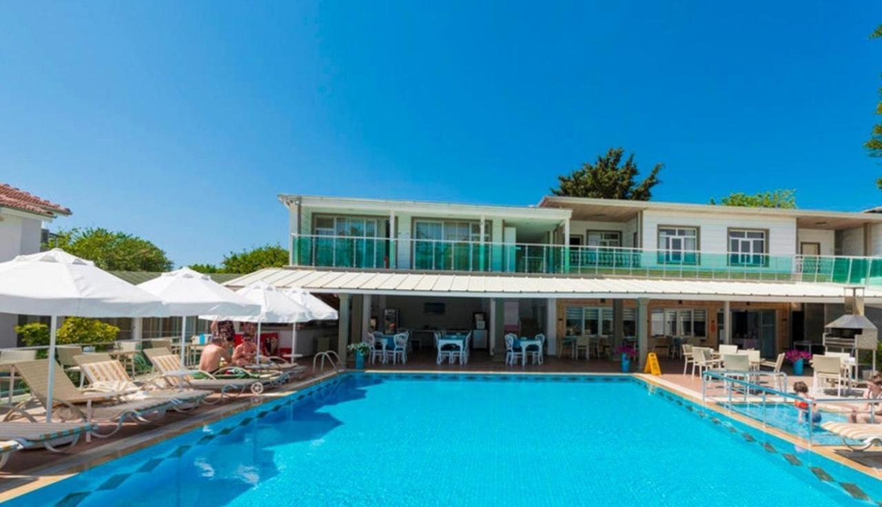 Clover Magic Nova Beach Hotel Side Exterior foto